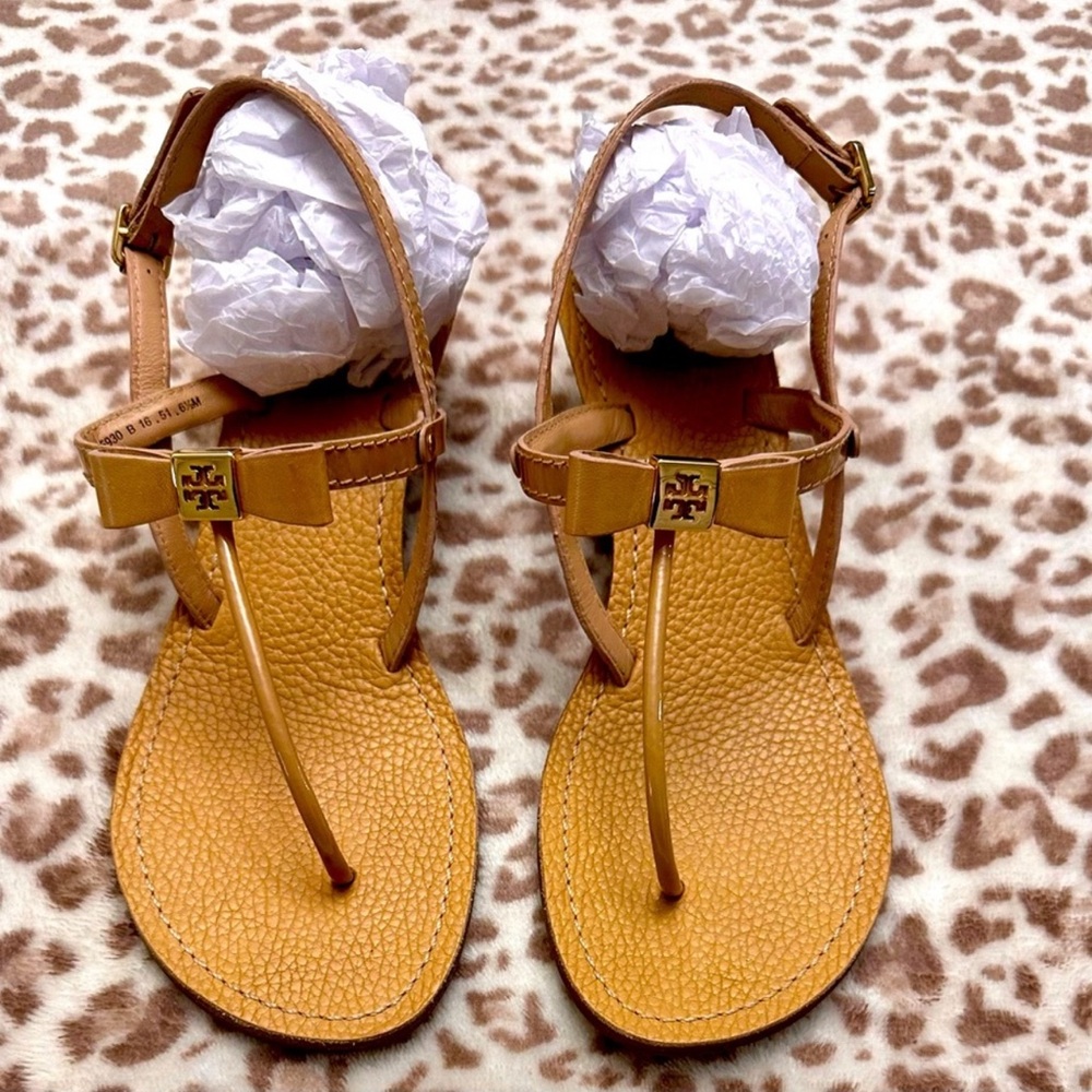 Tory Burch Camel Leather Thong Sandals - EUC